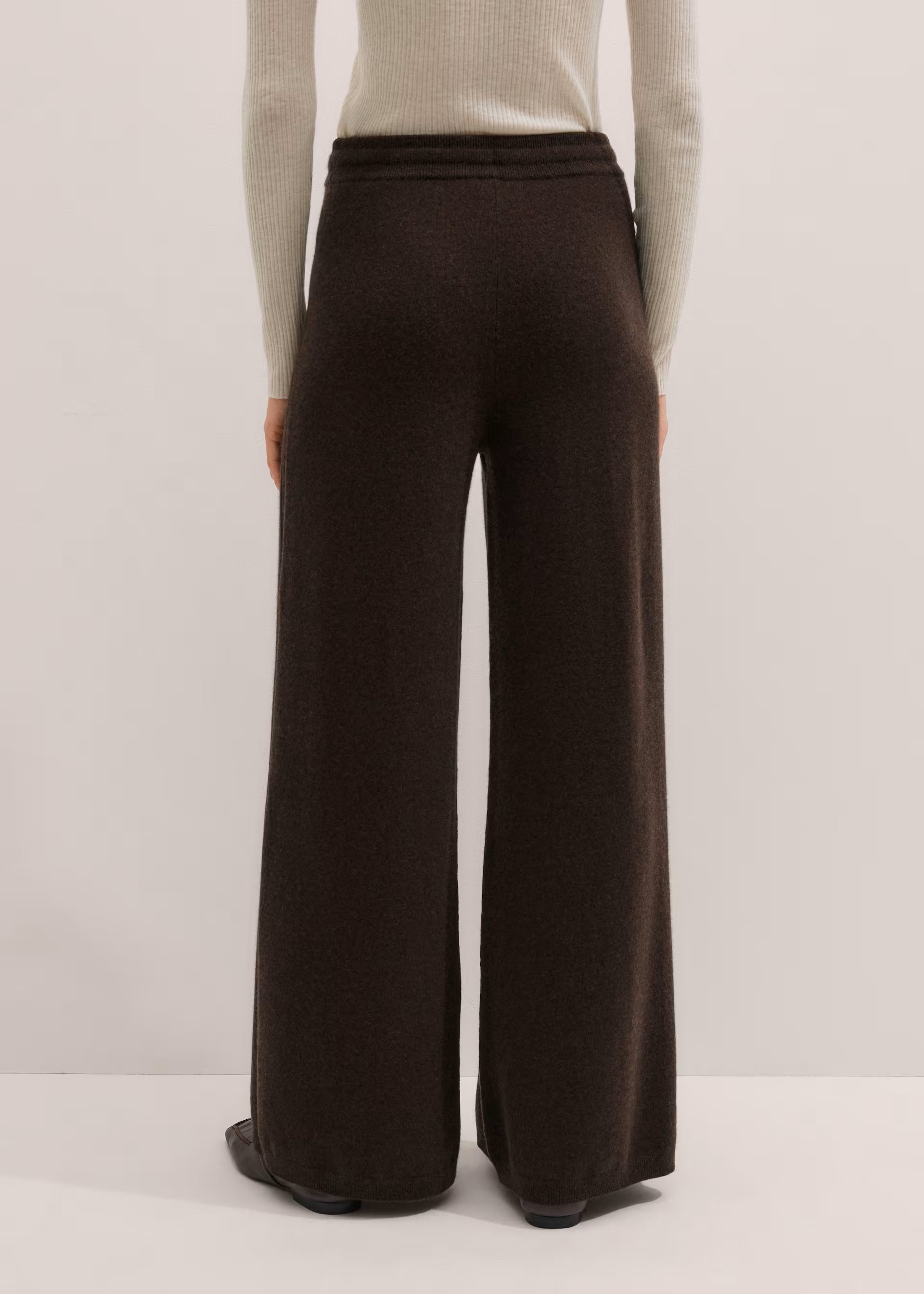 Wide-Leg 100% Cashmere Knit Pant