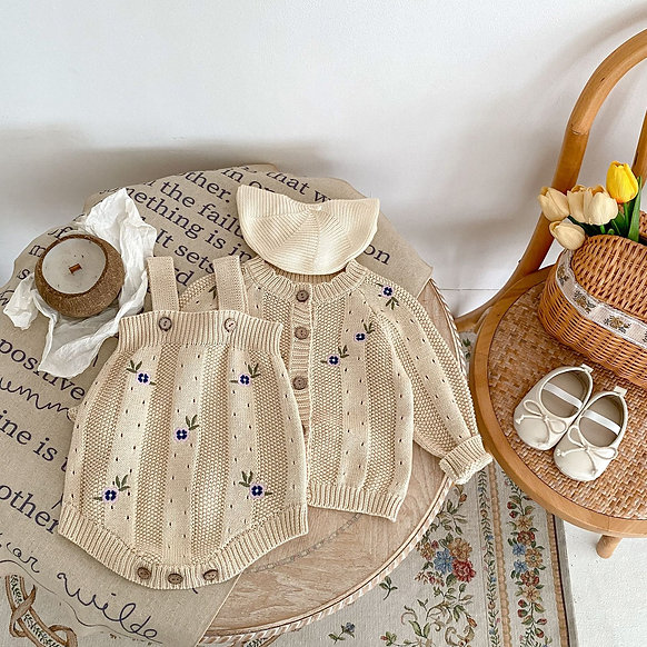 Beige Organic Cotton Viola Embroidery Baby Set