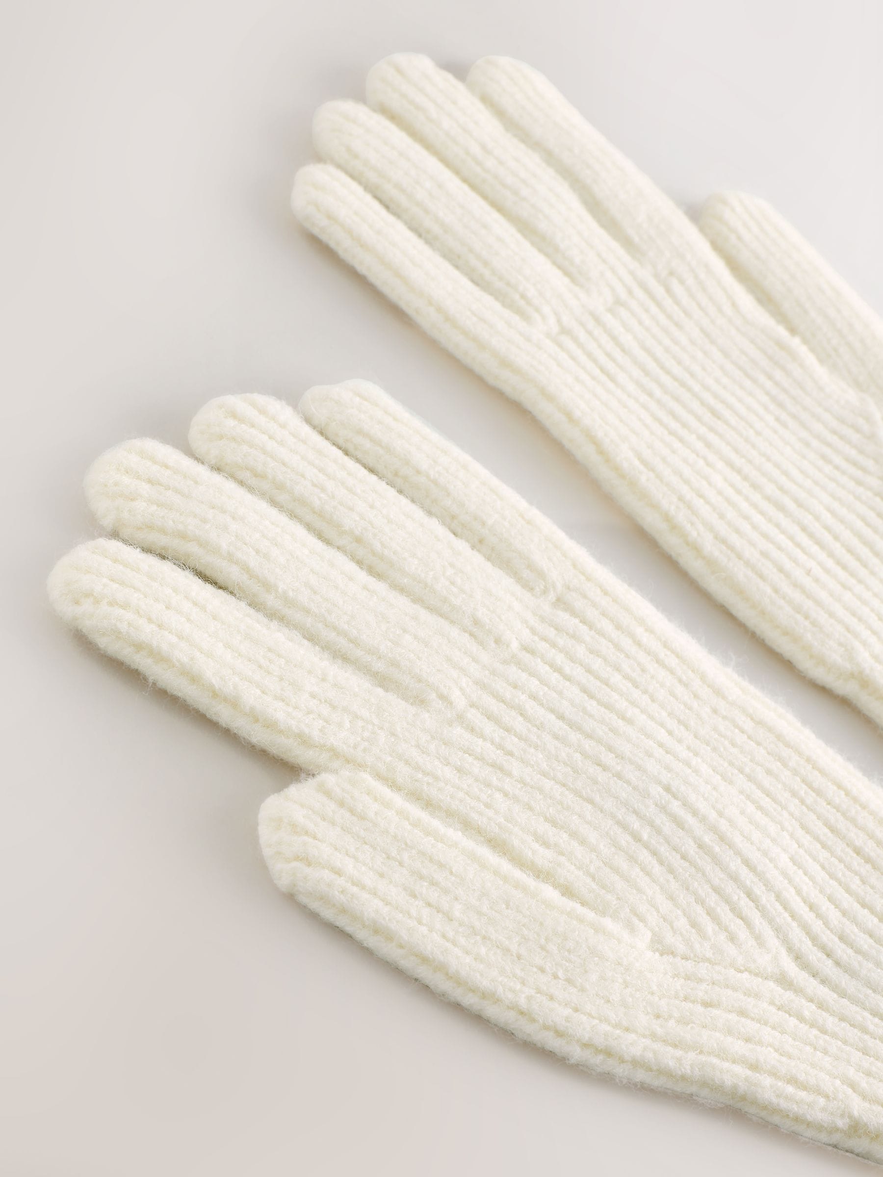 MITTENS GLOVES Hover