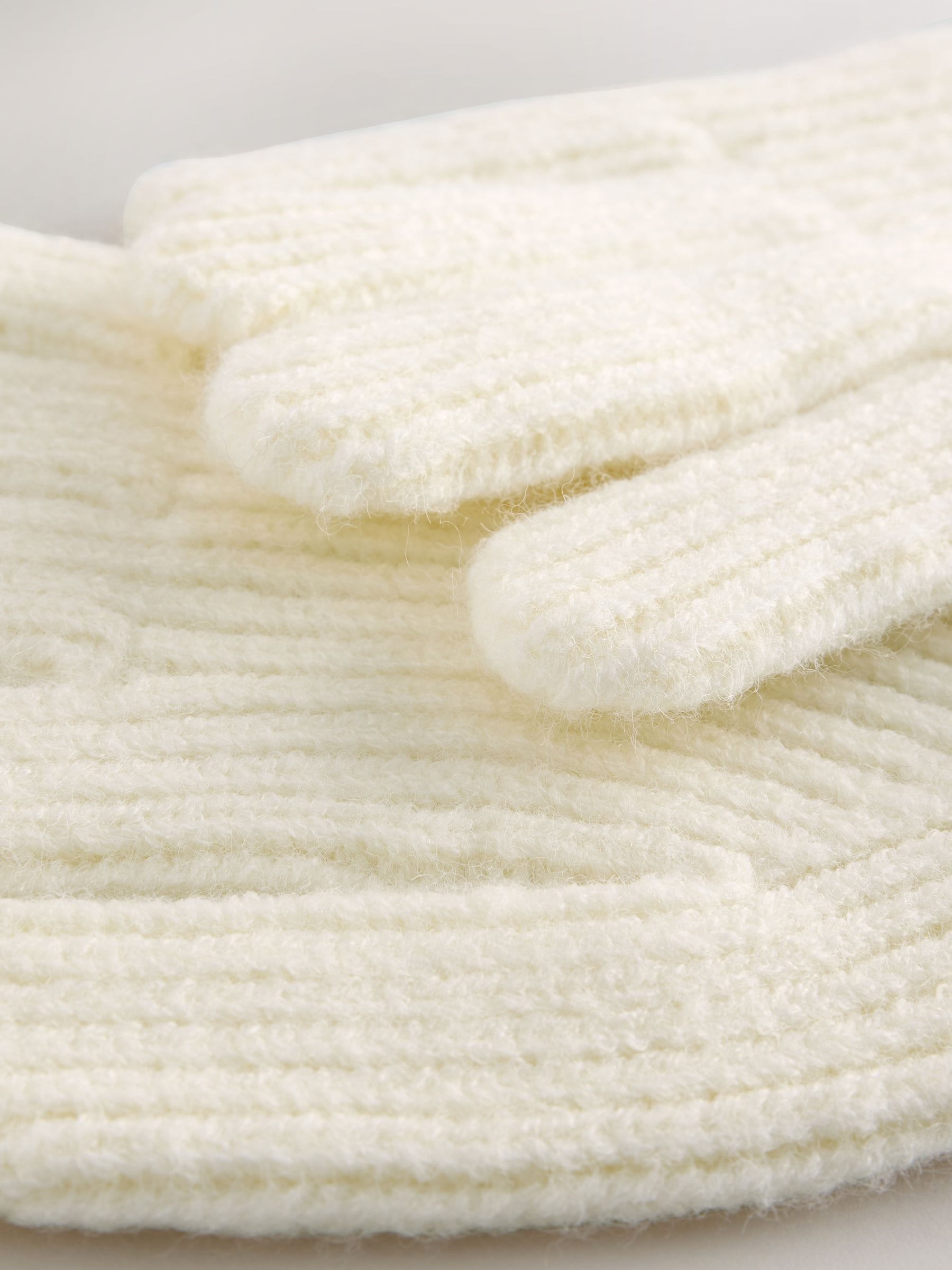 Blended Ribbed Knit Gloves