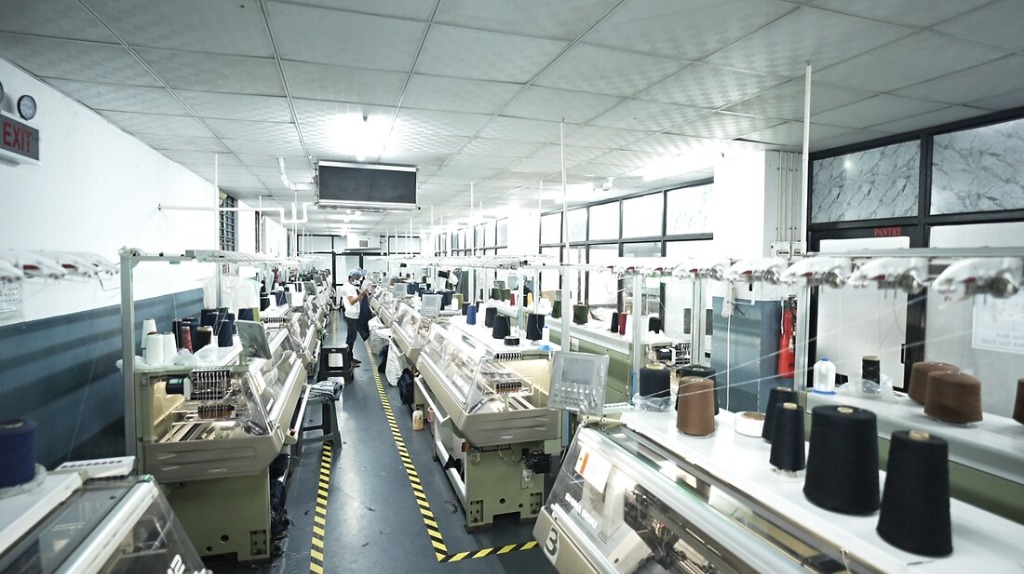 Seamerge Group flatknit manufacturing facility floor in Surat