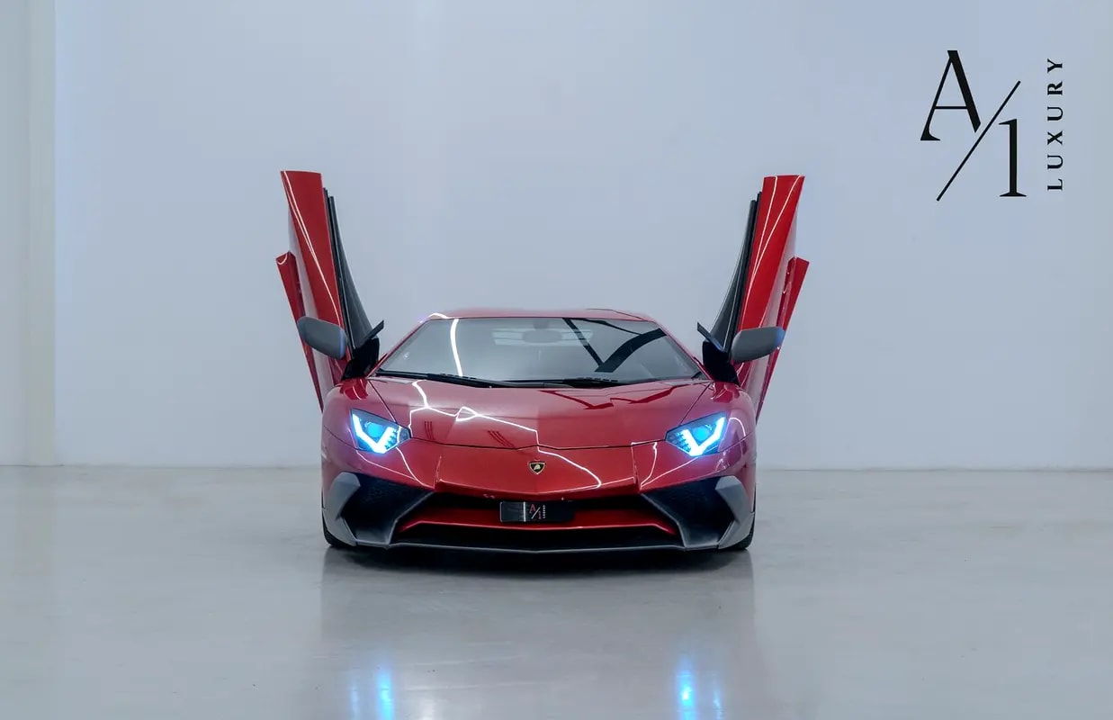 2016 Lamborghini Aventador SV (1 di 600) With Original Novitec Parts, Excellent Condition, GCC Specs - Thumbnail 2