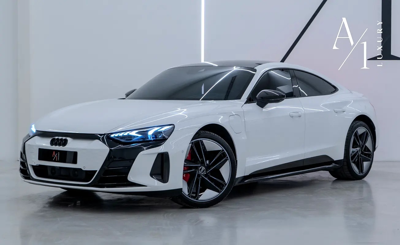 2023 Audi RS Etron GT, AUDI Warranty  Service Contract, Carbon Package, Fully Loaded, GCC Spec