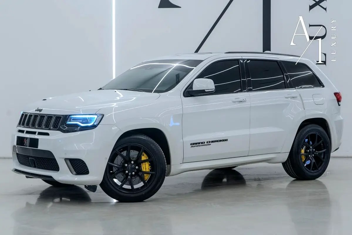 2018 Jeep Cherokee Trackhawk, Fully Loaded, Excellent Condition, GCC Spec, 707 HP Beast