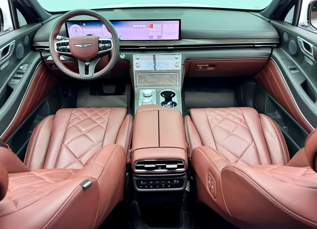 2025 Genesis GV80 Royal, 2030 Genesis Warranty, Genesis Service History, Excellent Condition, GCC - Thumbnail 7