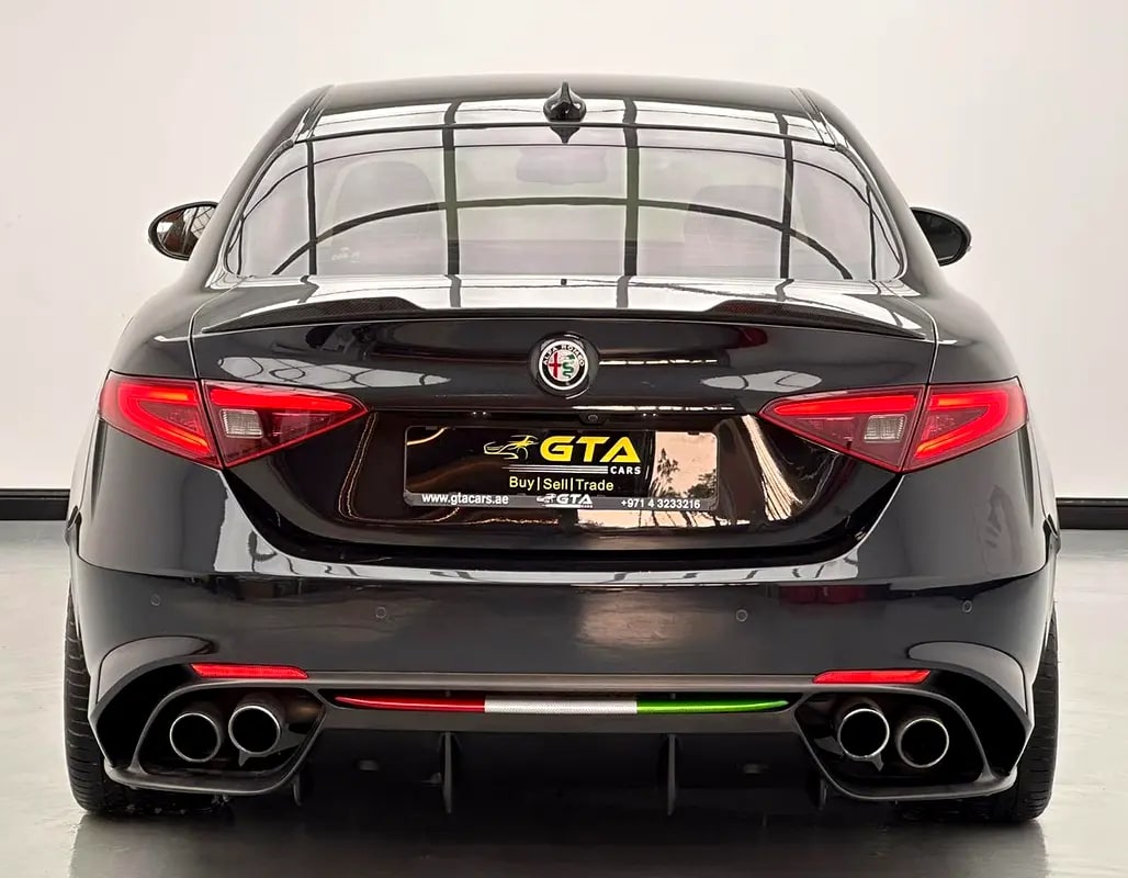 2018 Alfa Romeo Giulia Quadrifoglio, Alfa Romeo Service History, 1 Year Warranty, Carbon Fibre Pack - Thumbnail 5