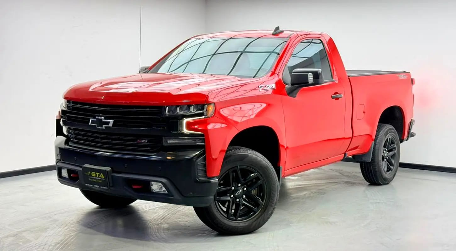 2021 Chevrolet Silverado LT Trail Boss, 1 Year Unlimited Km Warranty, Full Service History, GCC - Thumbnail 1