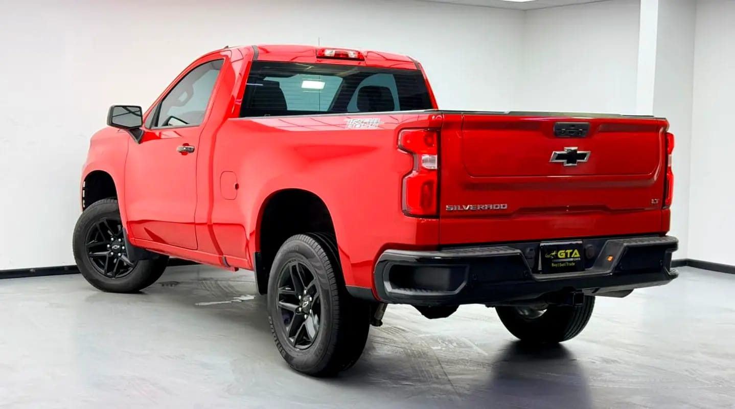2021 Chevrolet Silverado LT Trail Boss, 1 Year Unlimited Km Warranty, Full Service History, GCC - Thumbnail 6