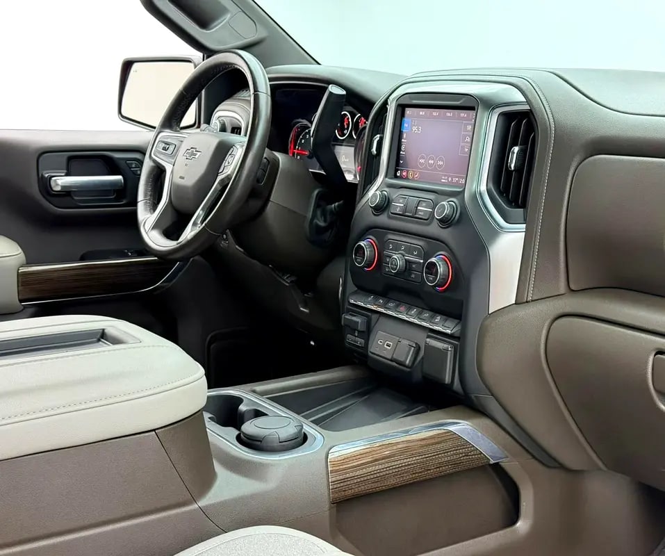 2021 Chevrolet Silverado LT Trail Boss, 1 Year Unlimited Km Warranty, Full Service History, GCC - Thumbnail 9