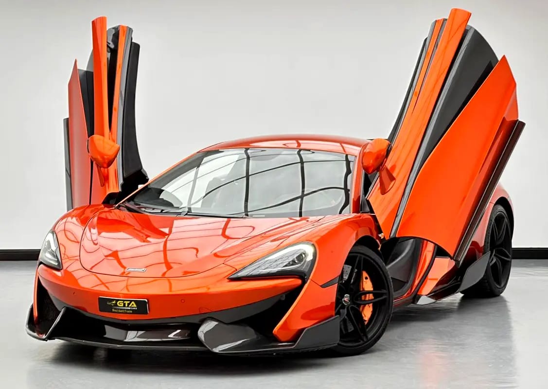 2017 McLaren 570s, Full Service History, Excellent Condition, GCC - Thumbnail 1