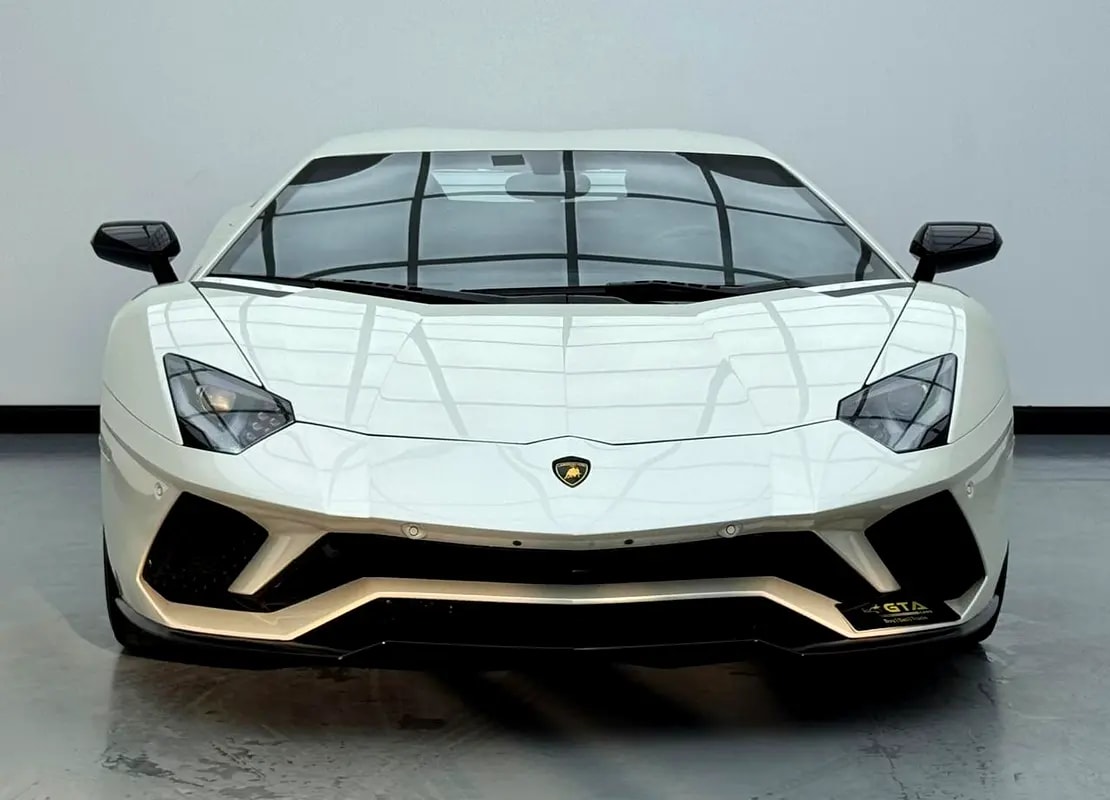 2017 Lamborghini Aventador S Roadster, Lamborghini Service History, Excellent Condition, GCC - Thumbnail 7