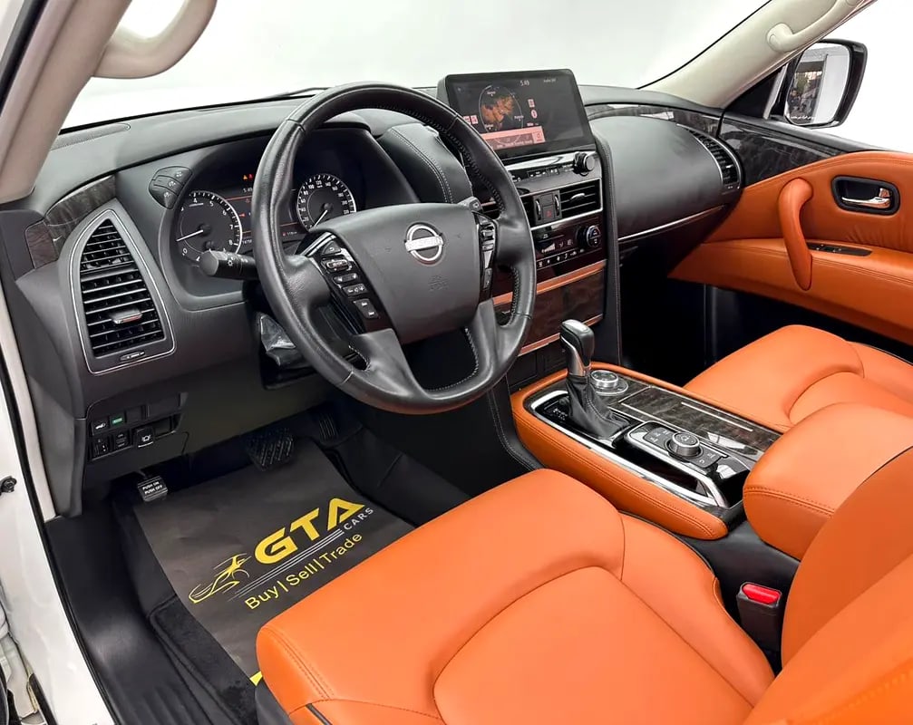 2024 Nissan Patrol LE Titanium, 1 Year Warranty Unlimited KM, Full Service History, GCC - Thumbnail 9