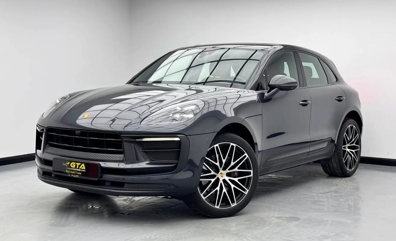2023 Porsche Macan, Porsche Service History, 1 Year warranty, Excellent Condition, GCC - Thumbnail 1
