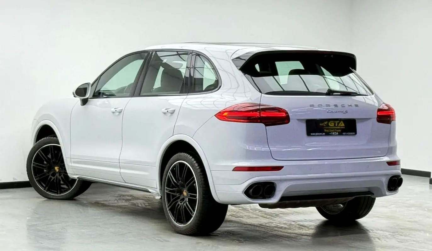 2016 Porsche Cayenne S, Service History, Fully Loaded, Excellent Condition, GCC - Thumbnail 6
