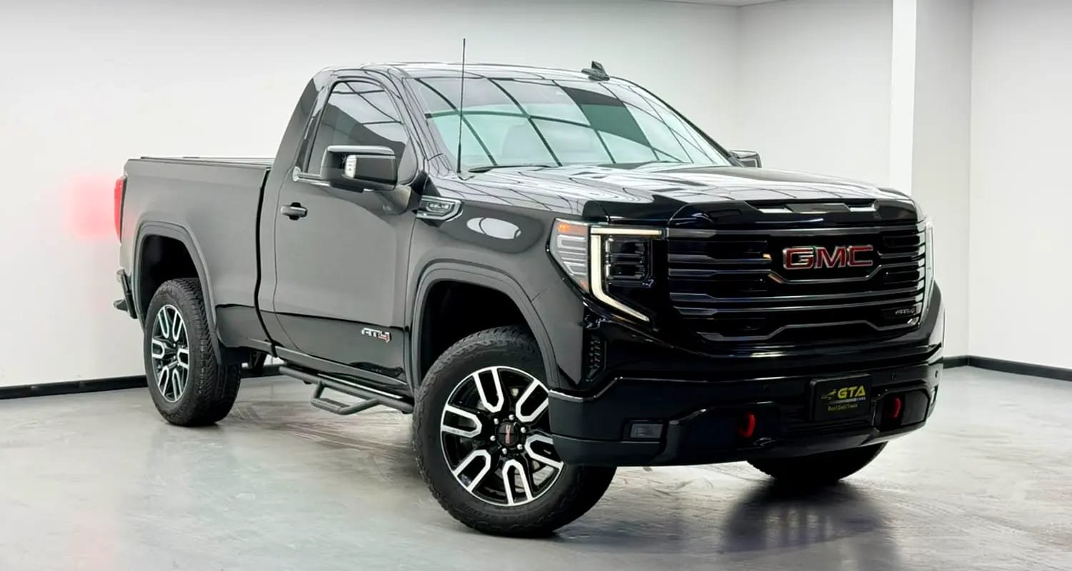 2025 GMC Sierra AT4, Oct/2028 GMC Warranty, Full GMC Service History, GCC - Thumbnail 3