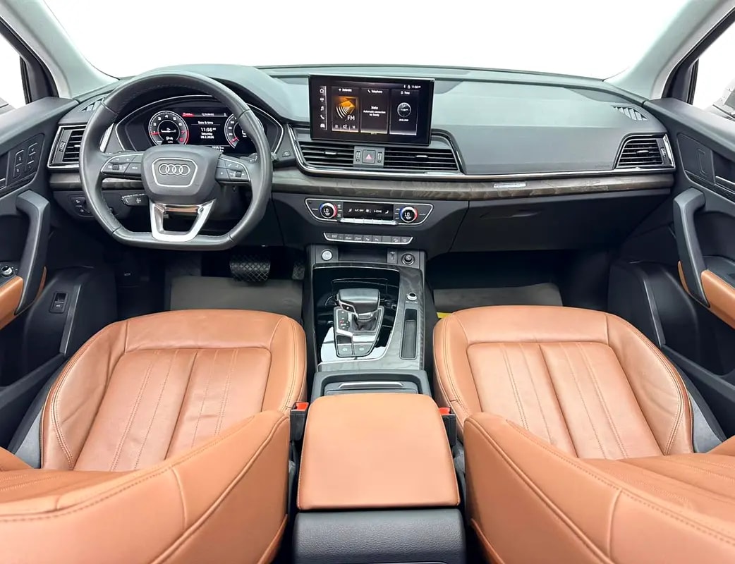 2022 Audi Q5 S-Line 45TFSI Quattro, 1 Year Warranty, Oct/2026 Audi Service Contract, GCC - Thumbnail 7