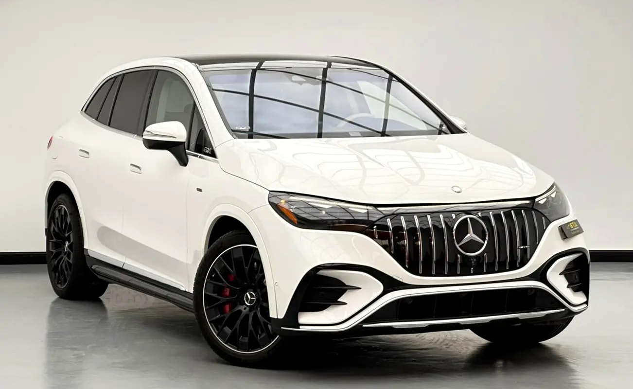 2024 Mercedes-Benz EQE 53 AMG 4MATIC, Only One In UAE, 1 Year Warranty Unlimited Km - Thumbnail 3