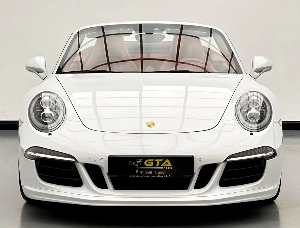 2015 Porsche 911 Carrera 4 GTS Cabriolet, Porsche Full Service History, Excellent Condition, GCC - Thumbnail 2