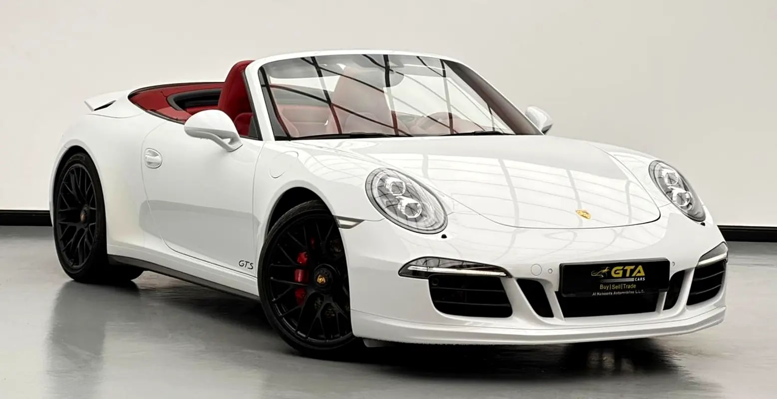 2015 Porsche 911 Carrera 4 GTS Cabriolet, Porsche Full Service History, Excellent Condition, GCC - Thumbnail 3