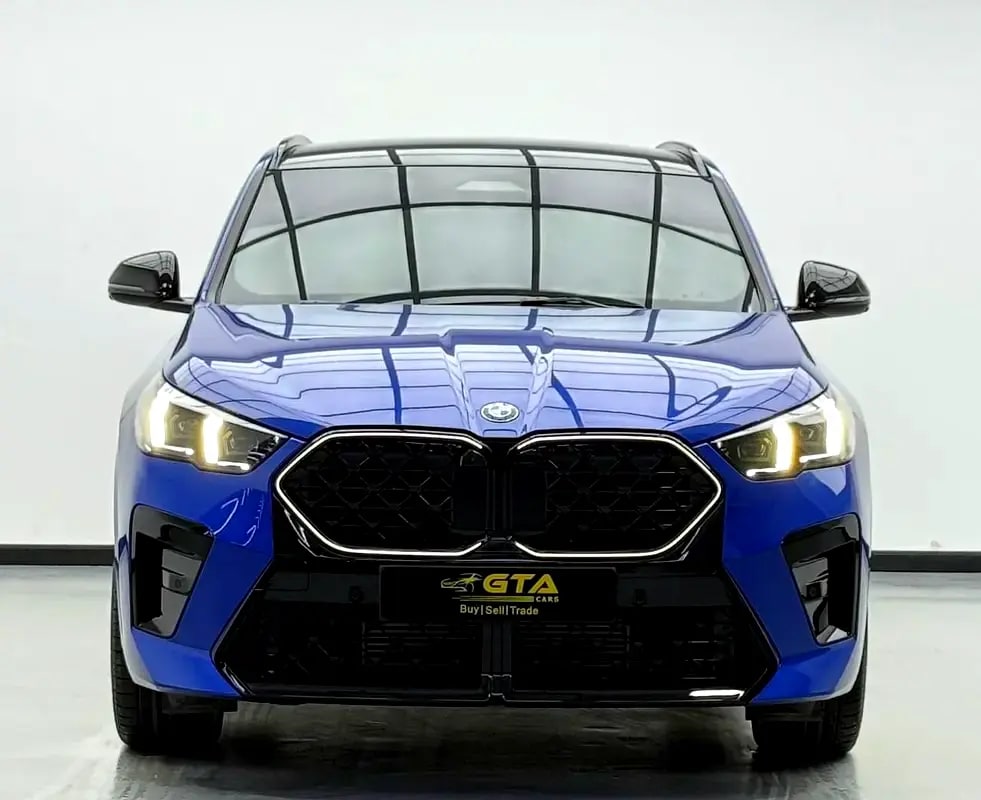 2025 BMW X2 xDrive20i Premium, 2030 BMW Warranty + Service Pack, Very Low Km, GCC - Thumbnail 2