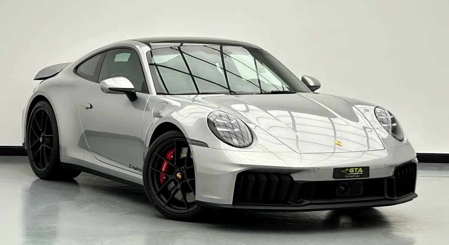 2026 Porsche 911 Carrera GTS T-Hybrid, 2 Years Porsche Warranty, Excellent Condition, GCC - Thumbnail 3