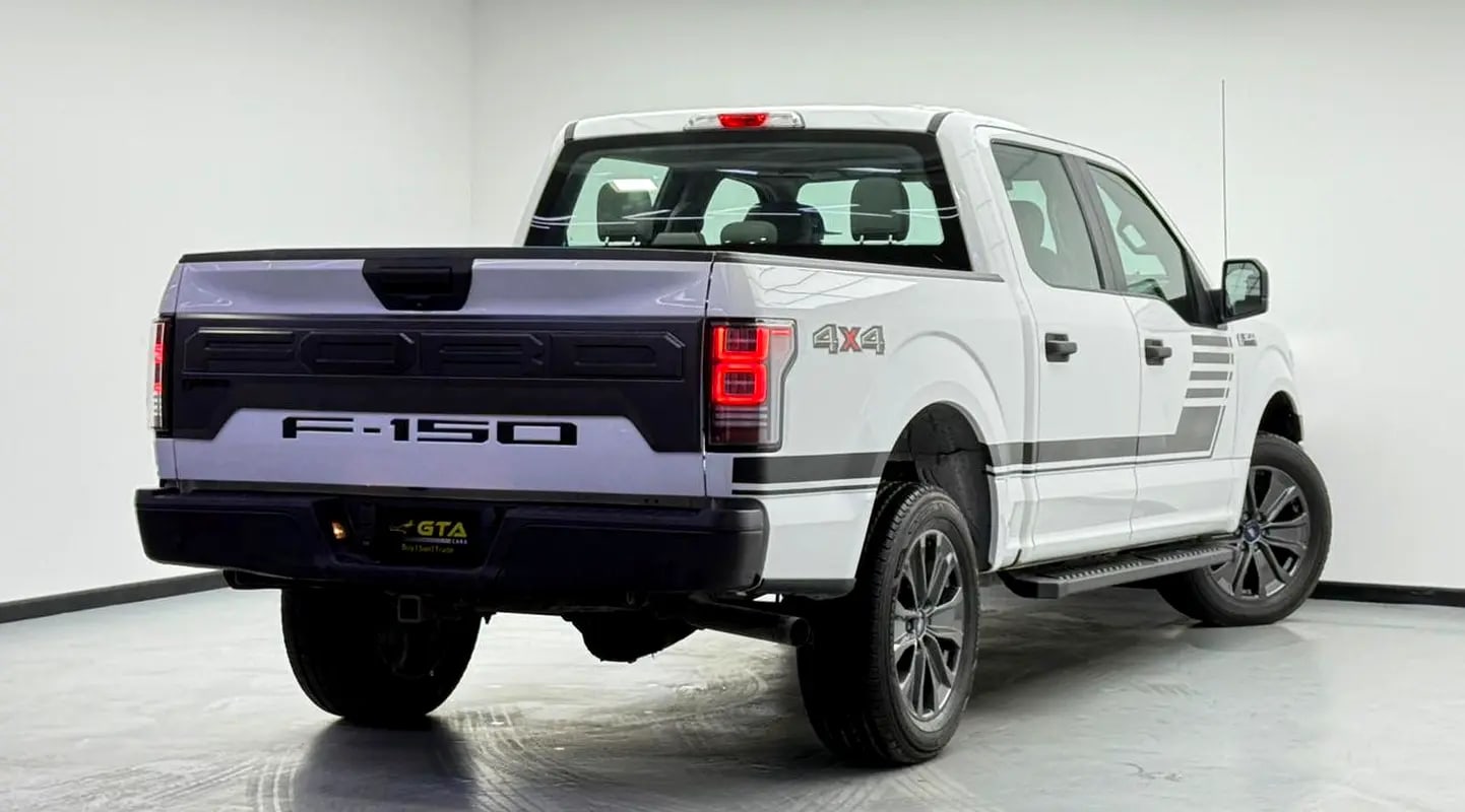 2020 Ford F-150 XL, Raptor Kit, 2 years Warranty, Full Service History, GCC - Thumbnail 4