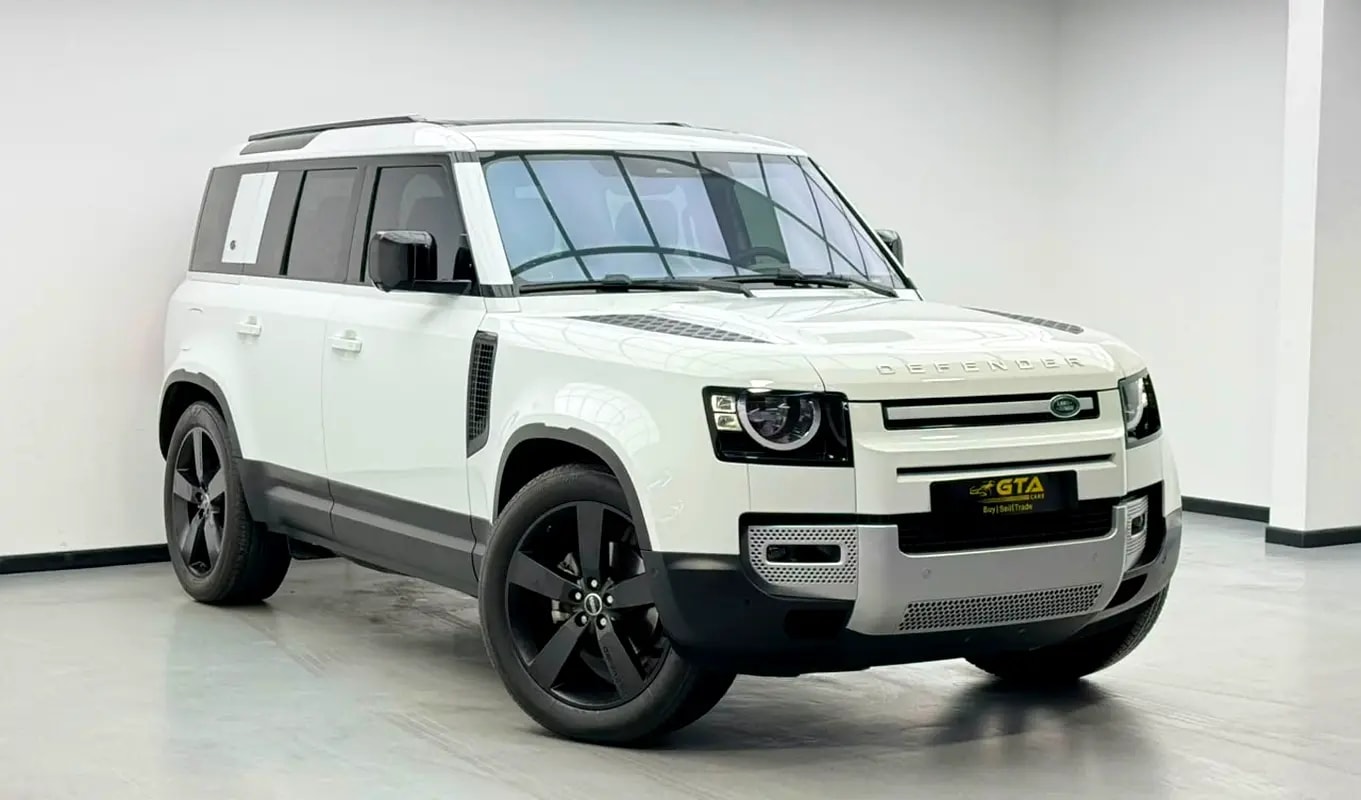 2022 Land Rover Defender 110 S P300, 2026 LR Warranty, Full LR Service History, Fully Loaded, GCC - Thumbnail 3