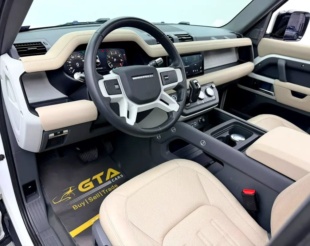 2022 Land Rover Defender 110 S P300, 2026 LR Warranty, Full LR Service History, Fully Loaded, GCC - Thumbnail 10