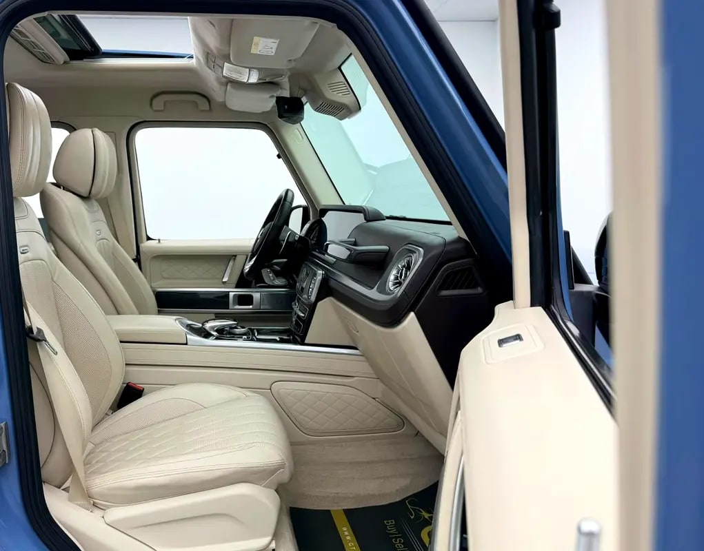 2022 Mercedes Benz G63 AMG Double Night Package, 2027 MB Warranty, Full MB Service History, GCC - Thumbnail 10