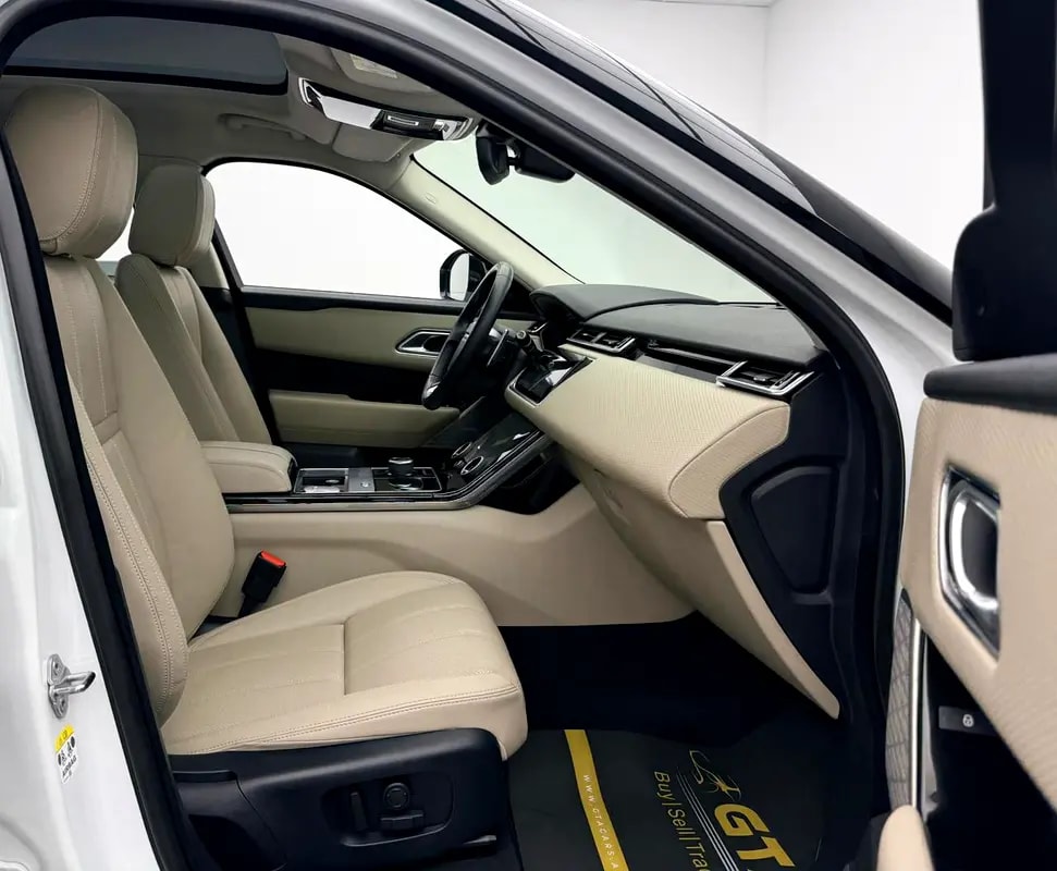 2020 Range Rover Velar P250 SE Dynamic, Warranty, Fully Loaded, Excellent Condition, GCC - Thumbnail 9