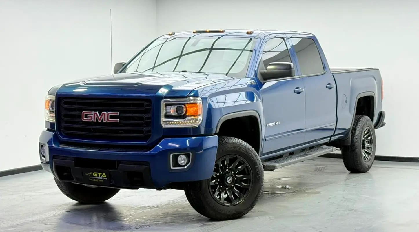 2018 GMC Sierra 2500HD SLE, Service History, Fully Loaded, Excellent Condition, GCC - Thumbnail 1