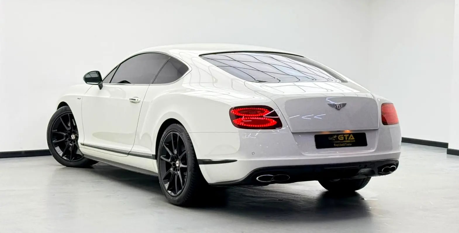 2015 Bentley Continental GT V8 S, Just Been Serviced, Fully Loaded, Excellent Condition, GCC - Thumbnail 6