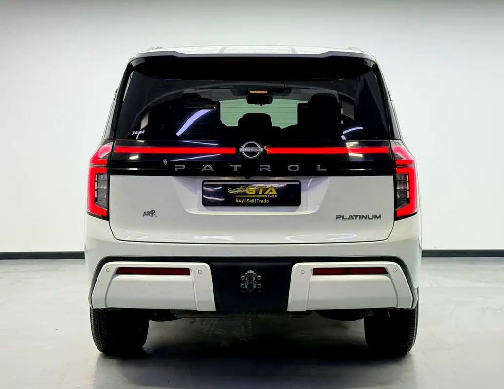2025 Nissan Patrol SE Platinum, Nissan Warranty + Service Pack, Full Nissan Service History, GCC - Thumbnail 5