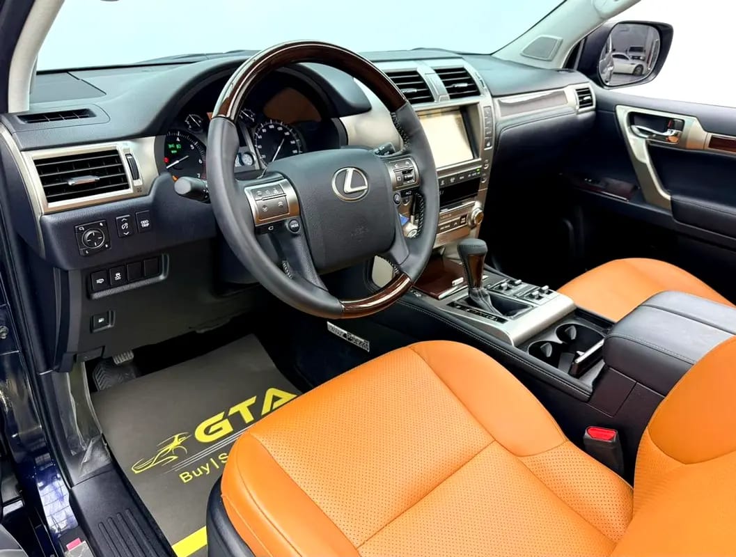 2019 Lexus GX460 Platinum, Warranty, Very Low Km, Mark Levinson Sound System, Fully Loaded, GCC - Thumbnail 10