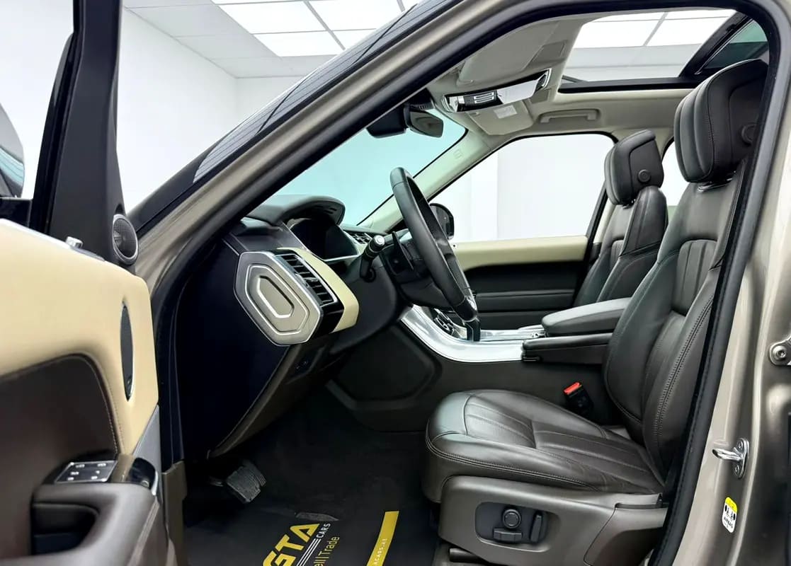 2022 Range Rover Sport Black Edition, 2026 RR Warranty + Service Pack, Full RR Service History, GCC - Thumbnail 8
