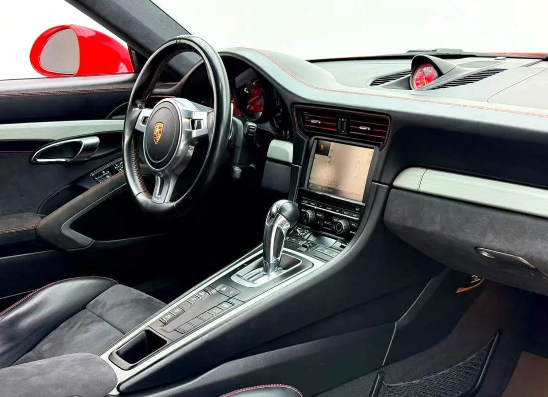 2016 Porsche 911 GT3, Full Porsche Service History, Fully Loaded, Excellent Condition, GCC - Thumbnail 8