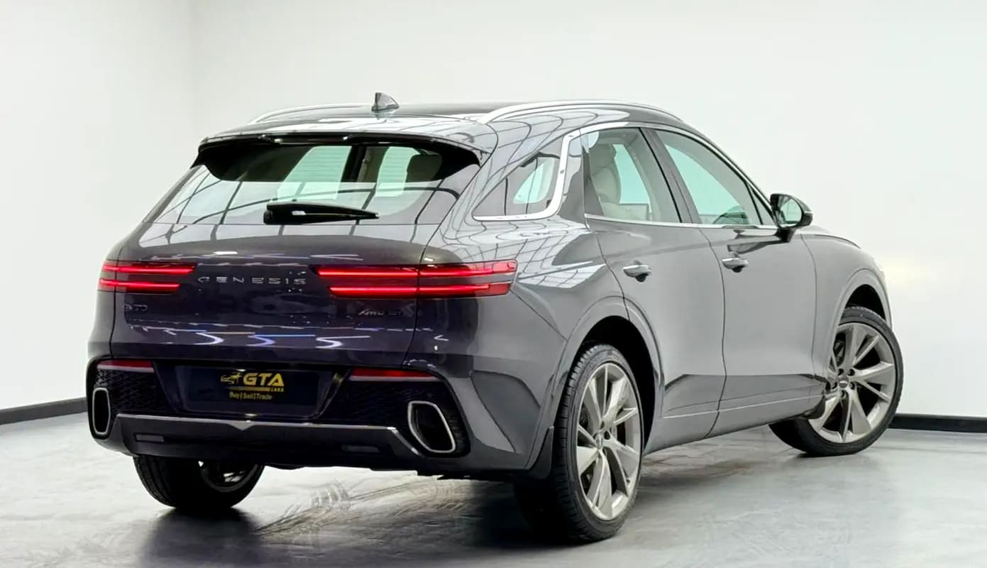 2023 Genesis GV70 Premium, 2027 Genesis Warranty + Service Pack, Excellent Condition, GCC - Thumbnail 4