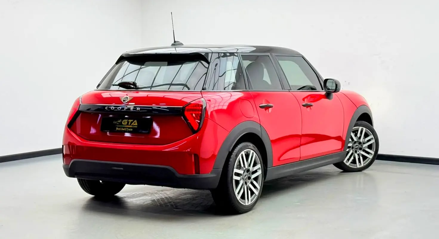 2025 MINI Cooper C, 2027 MINI Warranty + Service Pack, Full MINI Service History, GCC - Thumbnail 4