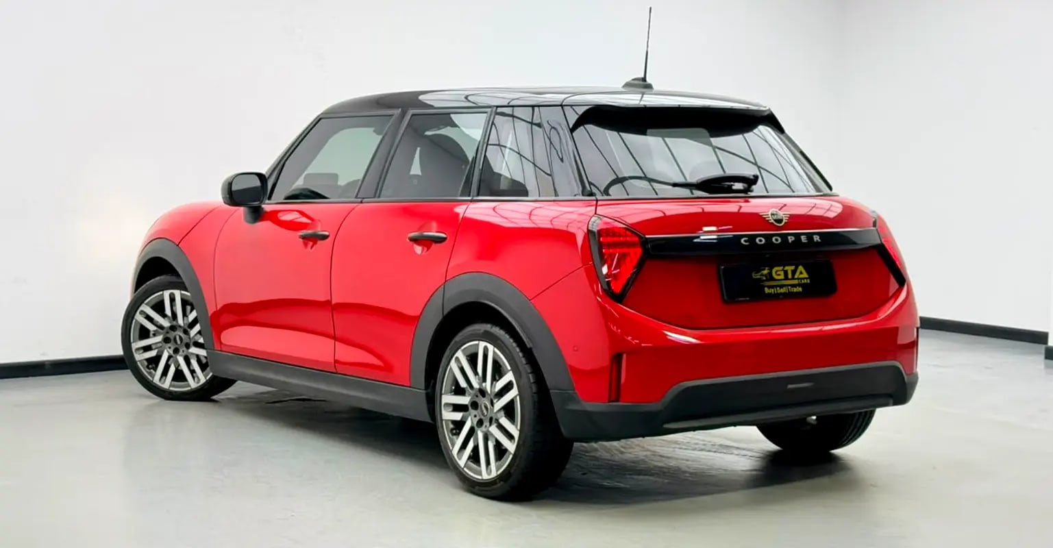 2025 MINI Cooper C, 2027 MINI Warranty + Service Pack, Full MINI Service History, GCC - Thumbnail 6