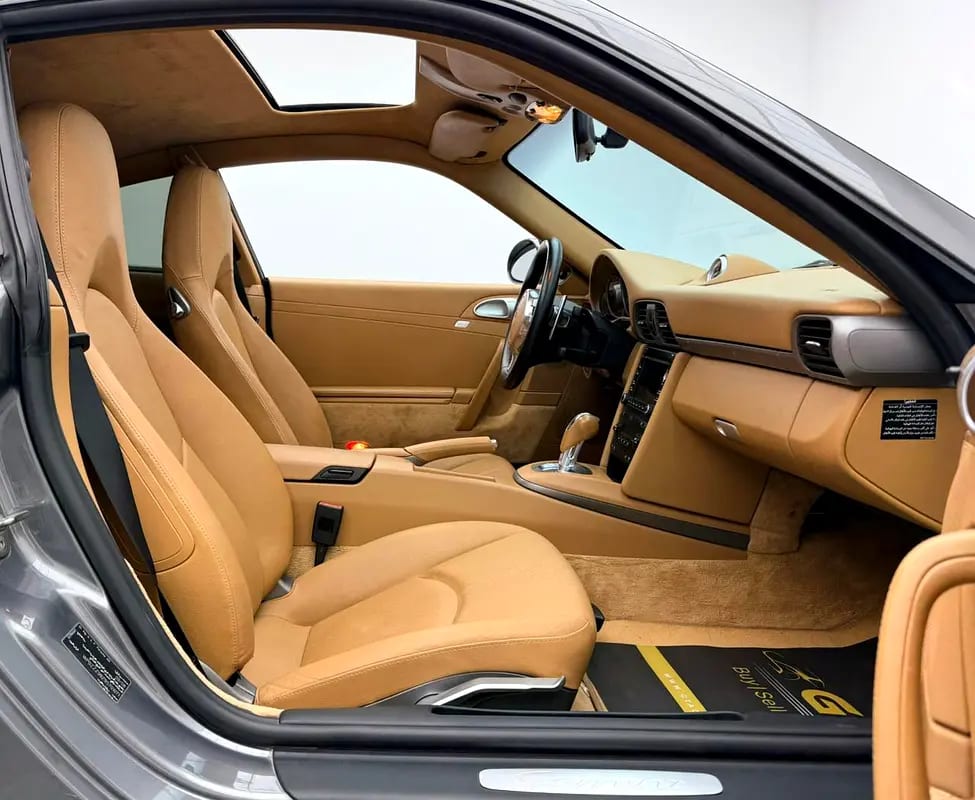 2009 Porsche 911 Carrera, Full Service History, Fully Loaded, Excellent Condition, GCC - Thumbnail 10