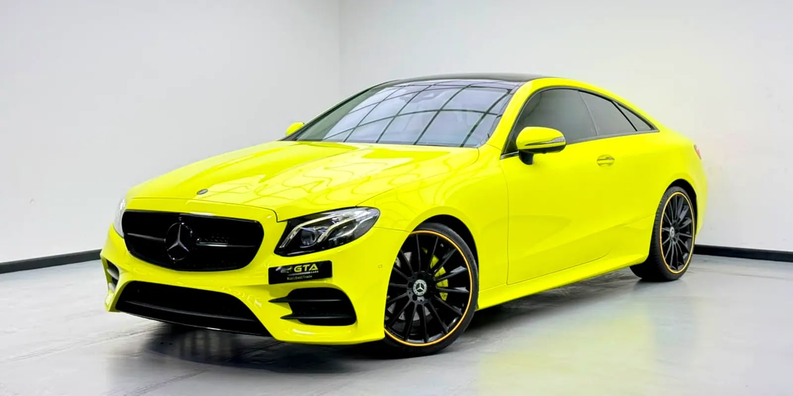 2019 Mercedes Benz E200, Warranty, Full Service History, Fully Loaded, GCC - Thumbnail 1