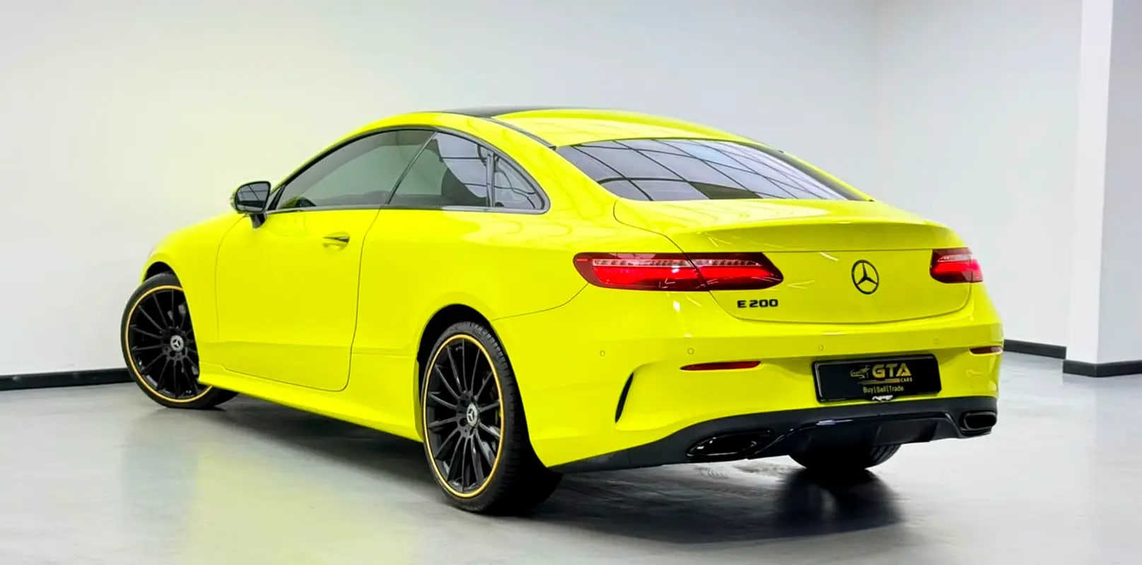 2019 Mercedes Benz E200, Warranty, Full Service History, Fully Loaded, GCC - Thumbnail 6