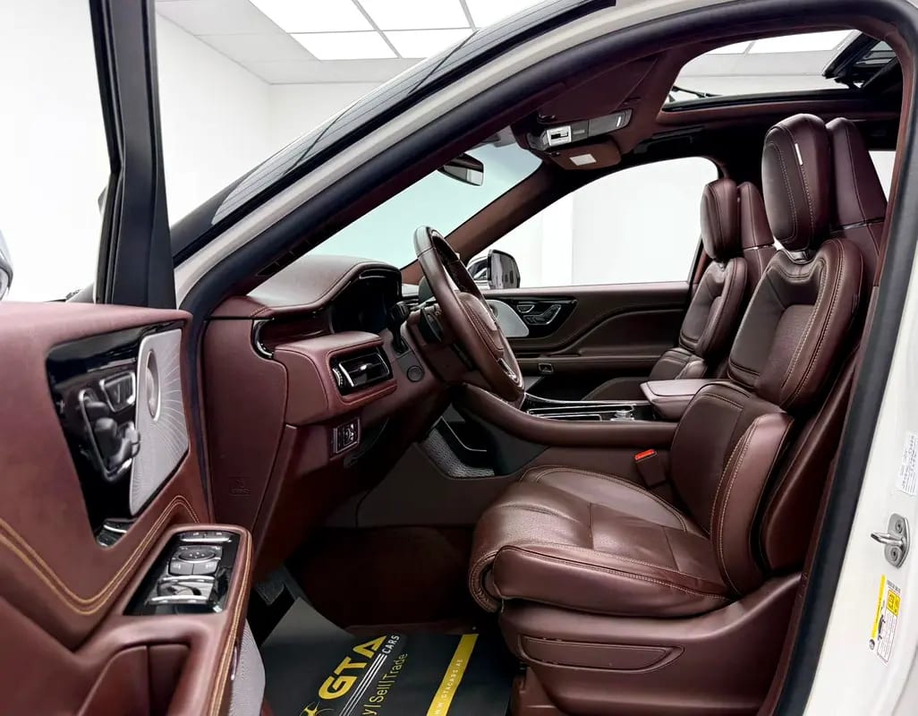 2021 Lincoln Aviator Presidential, 2028 Lincoln Warranty, 2026 Lincoln Service Pack, 7 Seater, GCC - Thumbnail 9