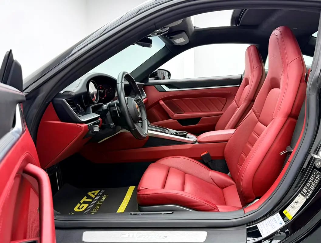 2024 Porsche 911 Turbo, 2028 Porsche Warranty, Full Porsche Service History, Very Low Km, GCC - Thumbnail 9