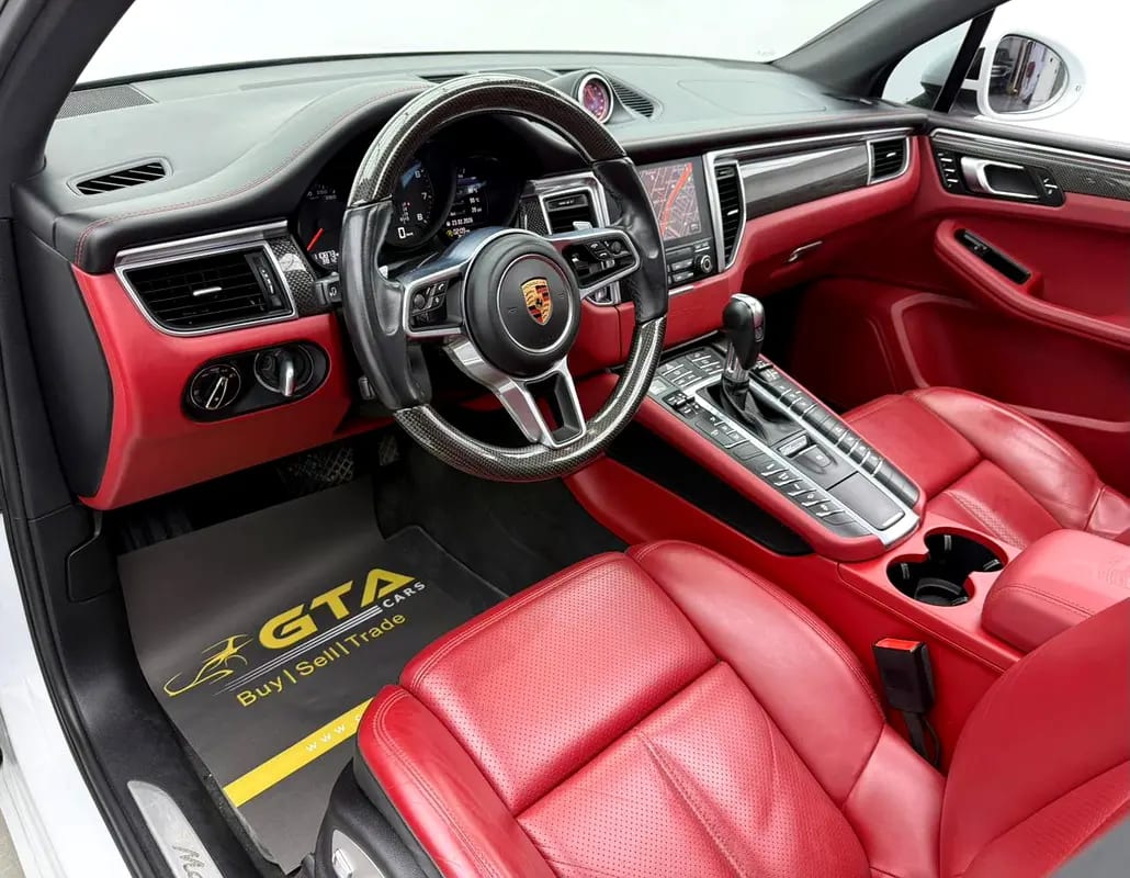 2017 Porsche Macan GTS, 2027 Porsche Warranty, Full Porsche Service History, Fully Loaded, GCC - Thumbnail 10