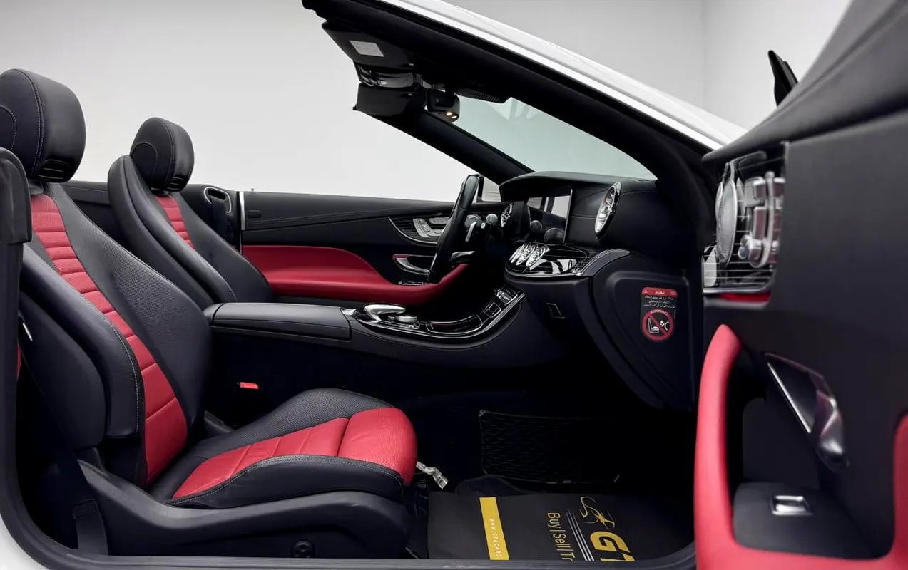 2018 Mercedes Benz E200 Cabriolet, Full Service History, Fully Loaded, Excellent Condition, GCC - Thumbnail 10