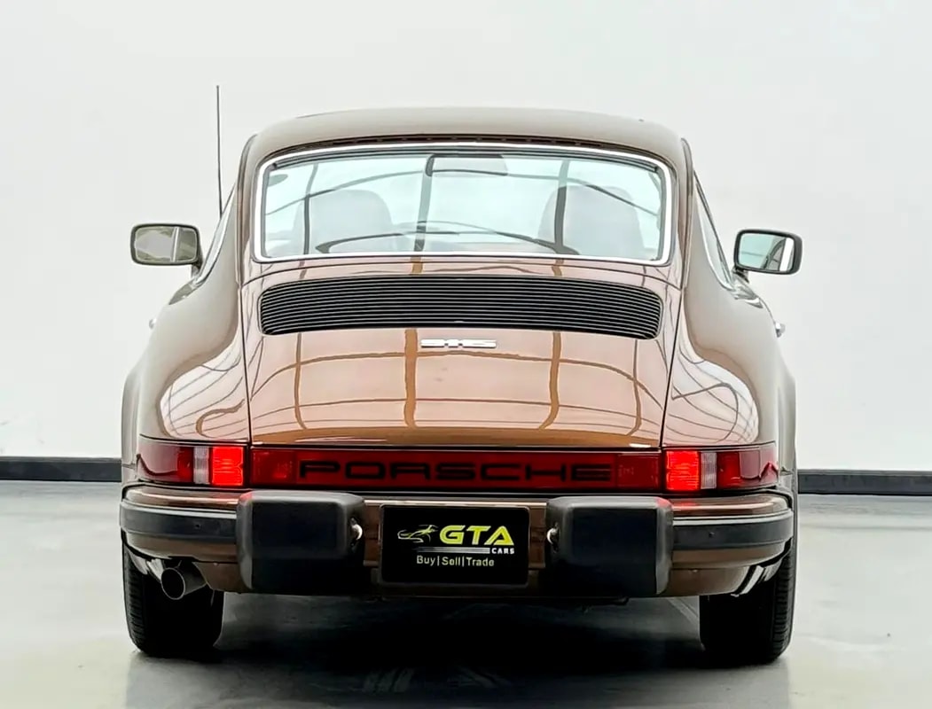 1976 Porsche Carrera S, Sunroof, Blaupunkt Audio System, Fully Restored, Canadian Specs - Thumbnail 5
