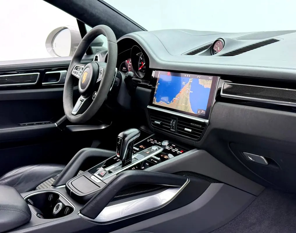 2020 Porsche Cayenne Coupe Turbo, 2026 Porsche Warranty, Full Porsche Service History, GCC - Thumbnail 7