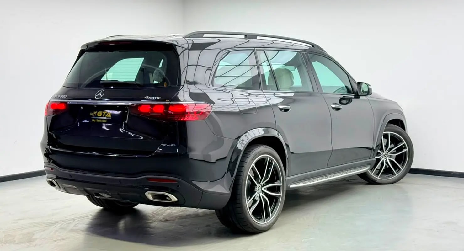 2026 Mercedes Benz GLS580 AMG 4MATIC, 2030 MB Warranty + Service Pack, Delivery Kms, 7 Seater, GCC - Thumbnail 4