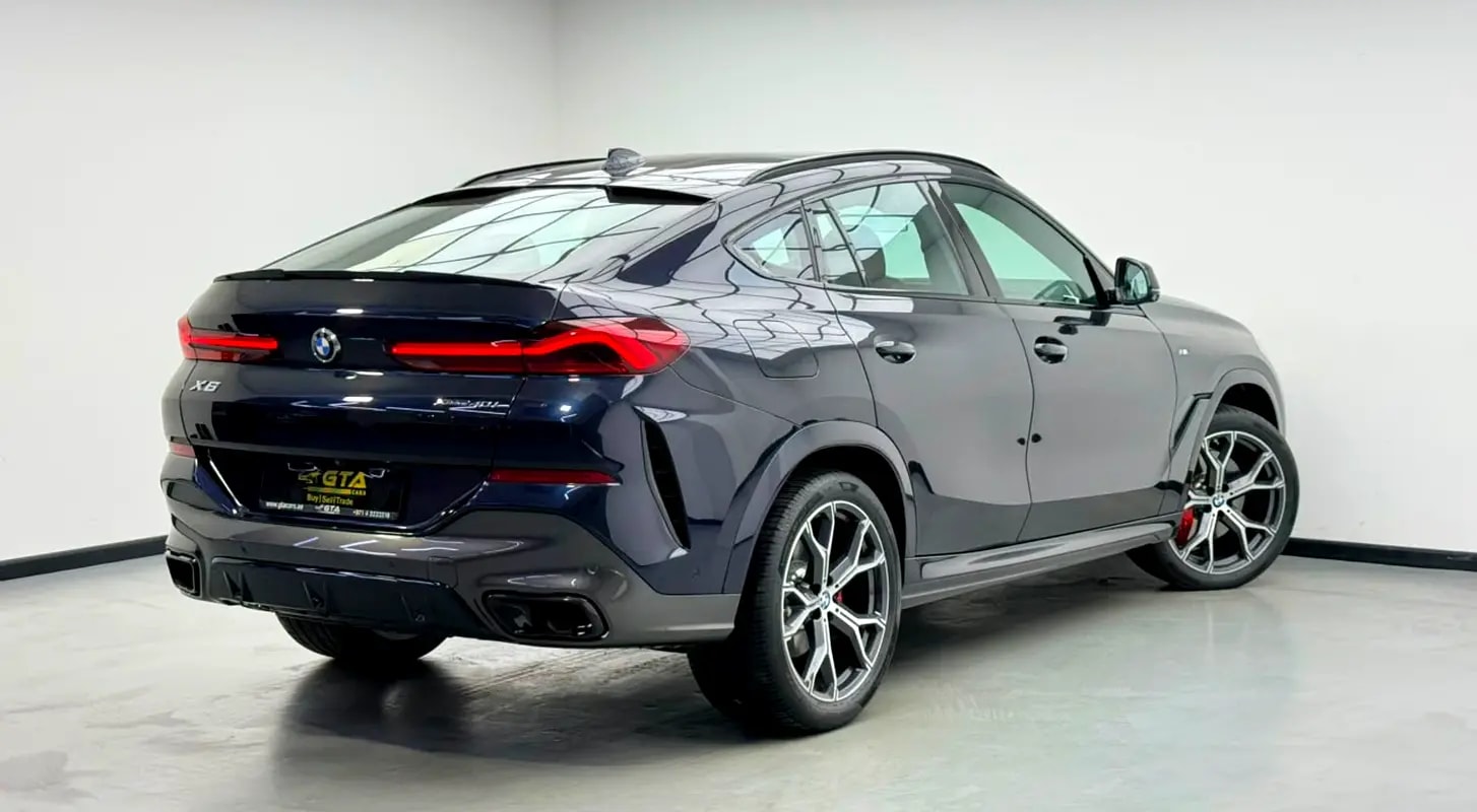 2022 BMW X6 xDrive40i M-Sport, 2027 BMW Warranty + Service Pack, Full BMW Service History, GCC - Thumbnail 4